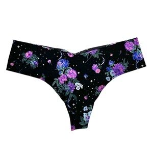 ** SOLD** VS Black Floral NO SHOW Thongs Panties